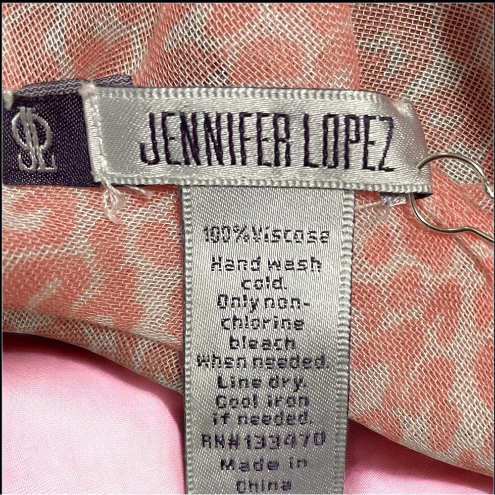 Jennifer Lopez Pink Animal Print Scarf - Picture 5 of 8